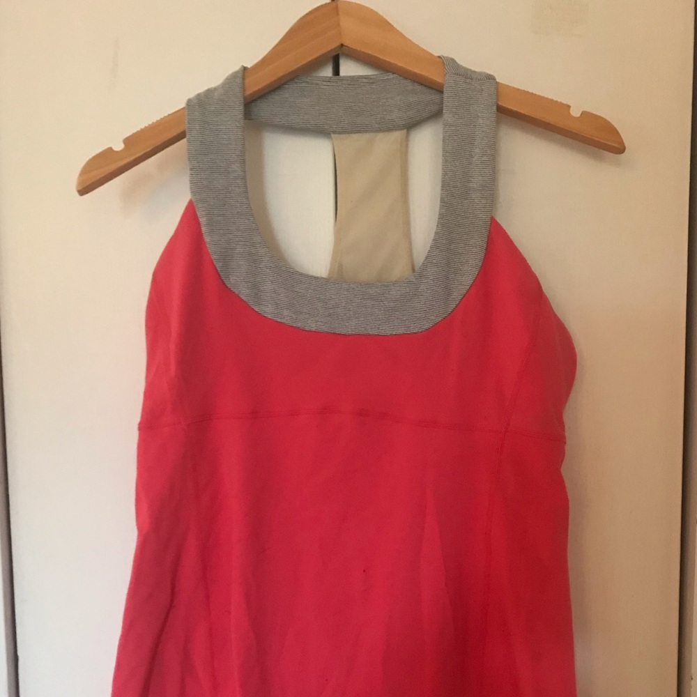 lululemon Scoop Neck Tank